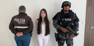 Joven ecuatoriana intentó vender a su bebé por Facebook Joven ecuatoriana intentó vender a su bebé por Facebook