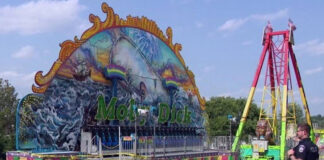 Niño sale volando de juego en Illinois; su estado es crítico Niño sale volando de juego en Illinois; su estado es crítico