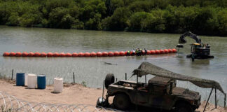 Las boyas en Texas dañan relaciones con México: Casa Blanca Las boyas en Texas dañan relaciones con México: Casa Blanca