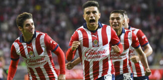 Chivas vuelve a ganar y se consolida como líder de la Liga MX Chivas vuelve a ganar y se consolida como líder de la Liga MX