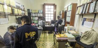 Fiscalía de Guatemala allana el Tribunal Supremo Electoral Fiscalía de Guatemala allana el Tribunal Supremo Electoral