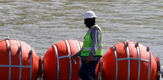 Departamento de Justicia demanda a Texas por boyas en el Río Bravo Departamento de Justicia demanda a Texas por boyas en el Río Bravo