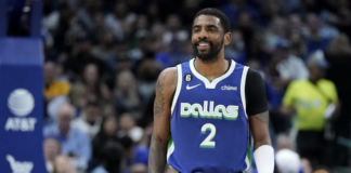 Kyrie Irving acordó volver a firmar con los Mavericks por tres años y US$ 126 millones Kyrie Irving acordó volver a firmar con los Mavericks por tres años y US$ 126 millones