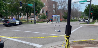 Hombre enfrenta cargos tras matar al ex novio de su novia en una parada de autobús en St. Paul Hombre enfrenta cargos tras matar al ex novio de su novia en una parada de autobús en St. Paul