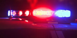 Un hombre murió después de un espectáculo en Olson Memorial Highway Un hombre murió después de un espectáculo en Olson Memorial Highway