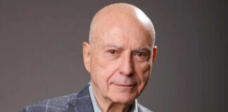 Fallece a los 89 años el ganador del Oscar Alan Arkin Fallece a los 89 años el ganador del Oscar Alan Arkin