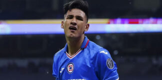 Revientan a Uriel Antuna tras fallar penal ante Charlotte FC Revientan a Uriel Antuna tras fallar penal ante Charlotte FC