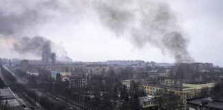 7 muertos por misiles rusos en ciudad oriental de Ucrania 7 muertos por misiles rusos en ciudad oriental de Ucrania