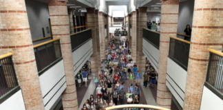 Distritos escolares avanzan para tener seguridad armada en colegios Distritos escolares avanzan para tener seguridad armada en colegios