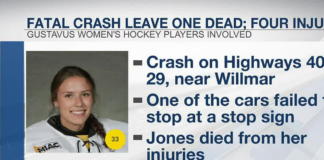 Se accidenta parte del equipo de hockey femenino Gustavus Adolphus y muere una jugadora Se accidenta parte del equipo de hockey femenino Gustavus Adolphus y muere una jugadora