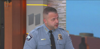 Tres denuncias separadas contra el jefe de policía de Minneapolis, Brian O’Hara Tres denuncias separadas contra el jefe de policía de Minneapolis, Brian O'Hara