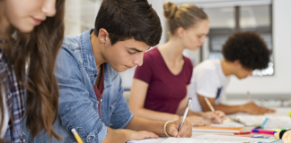 Más de la mitad de los alumnos evaluados no están en buen nivel en matemáticas, lectura o ciencias Más de la mitad de los alumnos evaluados no están en buen nivel en matemáticas, lectura o ciencias