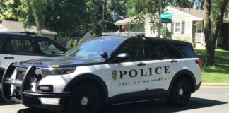 Un niño está en el hospital después de haber sido sacado inconsciente de un estanque Un niño está en el hospital después de haber sido sacado inconsciente de un estanque