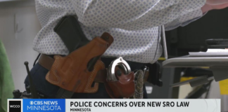 Algunos departamentos se resisten a sacar a los oficiales de recursos escolares de las escuelas Algunos condados se resisten a sacar a los oficiales de recursos escolares de las escuelas