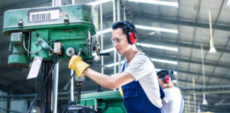 Las empresas estadounidenses crearon 187.000 puestos de trabajo en julio Las empresas estadounidenses crearon 187.000 puestos de trabajo en julio