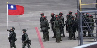 Taiwán detiene a sospechoso de filtrar secretos militares a China Taiwán detiene a sospechoso de filtrar secretos militares a China