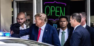 Trump tiene hasta Agosto 25 para entregarse por caso de elecciones 2020 Trump tiene hasta Agosto 25 para entregarse por caso de elecciones 2020