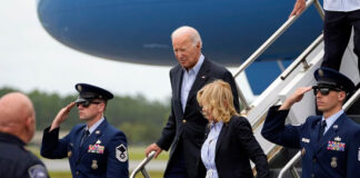 El presidente JoeBiden llega a Florida para evaluar daños de Idalia El presidente JoeBiden llega a Florida para evaluar daños de Idalia