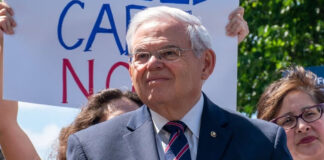 Senador Bob Menéndez se declara inocente de los cargos de corrupción Senador Bob Menéndez se declara inocente de los cargos de corrupción