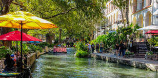 San Antonio, la 3ª ciudad más pobre entre las diez más pobladas del país San Antonio, la 3ª ciudad más pobre entre las diez más pobladas del país