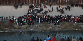 El gobierno no tiene la capacidad para rastrear a todos los inmigrantes procesados y luego liberados El gobierno no tiene la capacidad para rastrear a todos los inmigrantes procesados y luego liberados