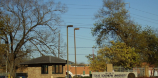 La Universidad del Sur de Texas perdonó más de 2,000 saldos de préstamos estudiantiles La Universidad del Sur de Texas perdonó más de 2,000 saldos de préstamos estudiantiles