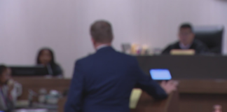 Comienza el juicio al menor de 15 años que mató a Ja’Shawn Poirier en Lamar High School Comienza el juicio al menor de 15 años que mató a Ja'Shawn Poirier en Lamar High School