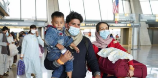 Se termina el permiso humanitario para miles de afganos que trabajan en EE.UU. Se termina el permiso humanitario para miles de afganos que trabajan en EE.UU.