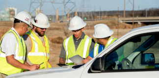 Oncor continúa su trabajo para restaurar la energía: el corte afectó hasta 125,000 residentes Oncor continúa su trabajo para restaurar la energía: el corte afectó hasta 125,000 residentes
