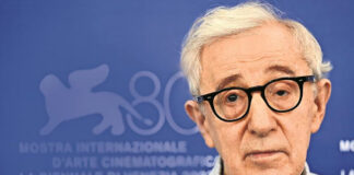 Woody Allen exhibe en Venecia “Coup de chance”, quizá su último filme Woody Allen exhibe en Venecia "Coup de chance", quizá su último filme