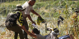 Ordena jueza mantener el alambre de púas en la frontera de Texas Ordena jueza mantener el alambre de púas en la frontera de Texas