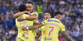 América golea a Rayados y es más líder que nunca en la Liga MX América golea a Rayados y es más líder que nunca en la Liga MX