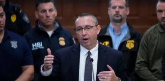 Revelan contenido de nota dejada por Robert Card, tirador de Maine Revelan contenido de nota dejada por Robert Card, tirador de Maine