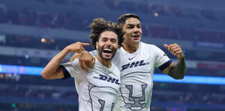 César Huerta y los Pumas golean a Cruz Azul en el Azteca César Huerta y los Pumas golean a Cruz Azul en el Azteca