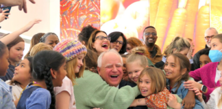 El gobernador Walz promocionó las inversiones del estado en educación temprana El gobernador Walz promocionó las inversiones del estado en educación temprana