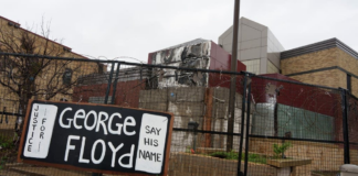 El futuro del 3º distrito del Departamento de Policía de Minneapolis todavía está en el aire El futuro del 3º distrito del Departamento de Policía de Minneapolis todavía está en el aire