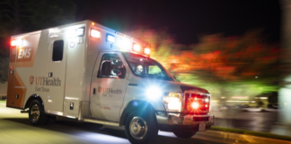 Un niño de 3 años muere después de ser atropellado por una camioneta en Grand Prairie Un niño de 3 años muere después de ser atropellado por una camioneta en Grand Prairie