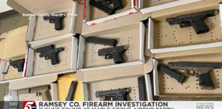 Ramsey: encuentran 11 armas en un cumpleaños en una casa alquilada por Airbnb Ramsey: encuentran 11 armas en un cumpleaños en una casa alquilada por Airbnb