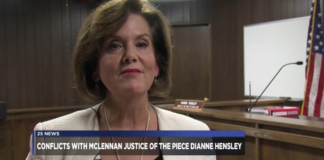 Una jueza de Texas se negó a casar personas del mismo sexo: ahora decide la Corte Suprema Una jueza de Texas se negó a casar personas del mismo sexo: ahora decide la Corte Suprema