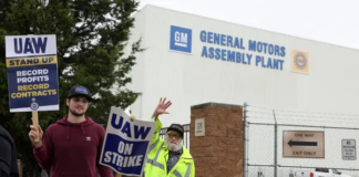 El United Auto Workers llegó a un acuerdo por un nuevo contrato laboral con General Motors El United Auto Workers llegó a un acuerdo por un nuevo contrato laboral con General Motors