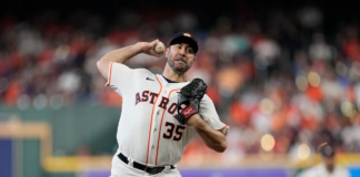 Los Astros resistieron para vencer 6-4 a los Mellizos en el primer juego del playoff Los Astros resistieron para vencer 6-4 a los Mellizos en el primer juego del playoff