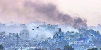 Israel amplía ofensiva en Gaza; ataca 450 objetivos Israel amplía ofensiva en Gaza; ataca 450 objetivos