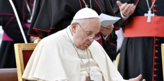 “Bendecidas, pero aún pecaminosas”: el papa sobre parejas gay Bendecidas, pero aún pecaminosas, dice el papa sobre parejas gay