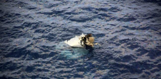 Un muerto en accidente de avión militar de EEUU frente a Japón Un muerto en accidente de avión militar de EEUU frente a Japón