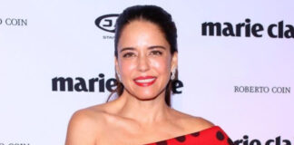 Ana Claudia Talancón gusta de ir “pasada de copas” a las alfombras rojas Critican a Ana Claudia Talancón por ir "pasada de copas" a las alfombras rojas