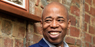 FBI incauta dispositivos electrónicos del alcalde de NY, Eric Adams FBI incauta dispositivos electrónicos del alcalde de NY, Eric Adams