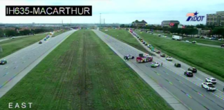 Un muerto y dos heridos tras colisión frontal en Irving Un muerto y dos heridos tras colisión frontal en Irving