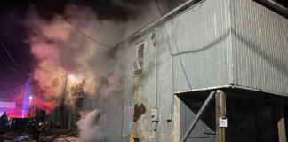 Dos agentes resultaron heridos y un hombre murió en un incendio en Virginia Dos agentes resultaron heridos y un hombre murió en un incendio en Virginia