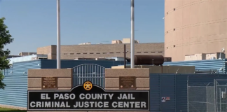 Seis reclusos supuestamente asesinaron a un compañero de prisión en una cárcel de Texas Seis reclusos supuestamente asesinaron a un compañero de prisión en una cárcel de Texas