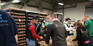 Los bancos de alimentos se preparan para un aumento de la demanda en Acción de Gracias Los bancos de alimentos se preparan para un aumento de la demanda en Acción de Gracias